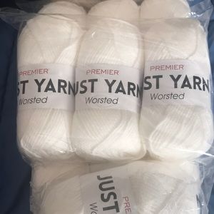 Premier White Worsted Yarn 7 skeins